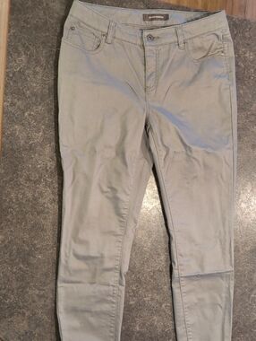Jeans in Light Gray